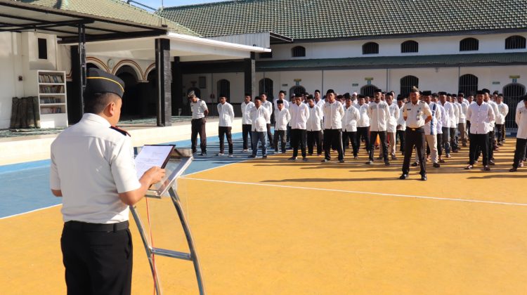 Rutan Kraksaan Peringati Hari Anak Nasional Dengan Upacara Bersama Warga Binaan