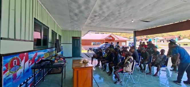 
Kodim 1714/Puncak Jaya Gelar Nobar Pertandingan Piala Dunia 2026 di Kab. Puncak Jaya