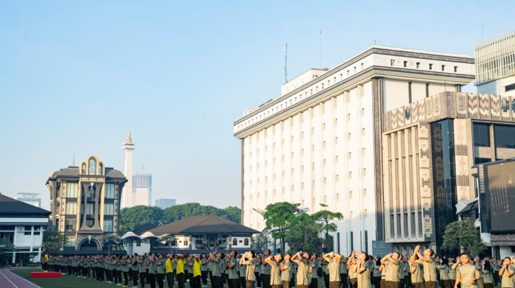 Panglima TNI dan Kasad Perkuat Soliditas Melalui Olahraga Bersama Prajurit