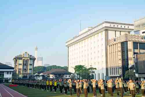 Panglima TNI dan Kasad Perkuat Soliditas Melalui Olahraga Bersama Prajurit
