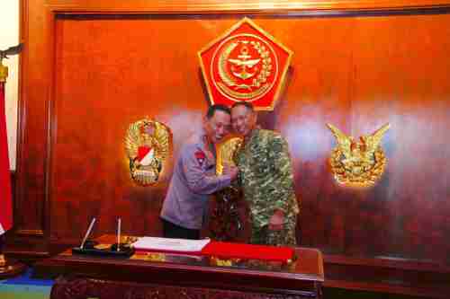 Panglima TNI Terima Kunjungan Silaturahmi Kapolri, Pererat Solidaritas TNI-Polri Panglima TNI Terima Kunjungan Silaturahmi Kapolri, Pererat Solidaritas TNI-Polri