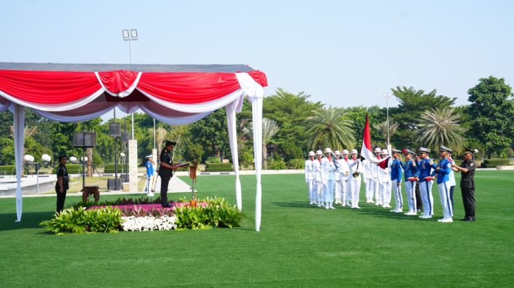 Panglima TNI Tutup Pendidikan Pertama Akademi TNI Tahun 2026 di Cilangkap
