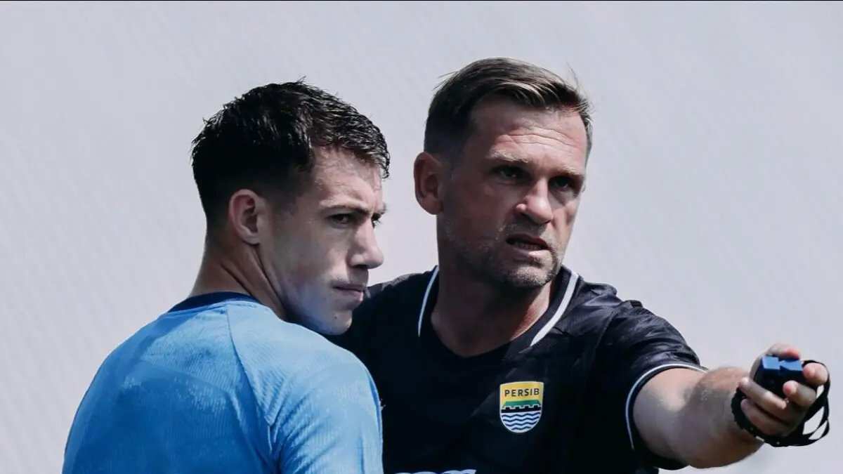 Persib Bandung Siap Tempur di Play-off ACL Persib Bandung Siap Tempur di Play-off ACL