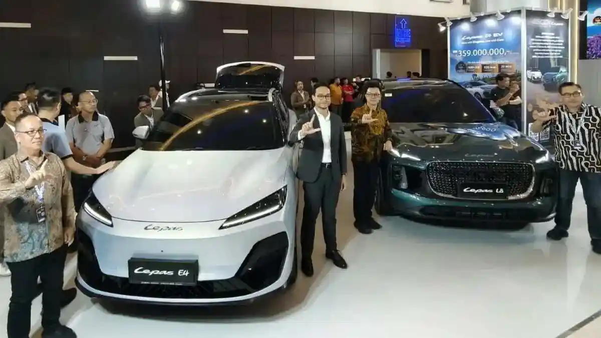 Peluncuran Model Kendaraan Elektrifikasi Terbaru oleh Lepas di GIIAS Surabaya 2026 Peluncuran Model Kendaraan Elektrifikasi Terbaru oleh Lepas di GIIAS Surabaya 2026
