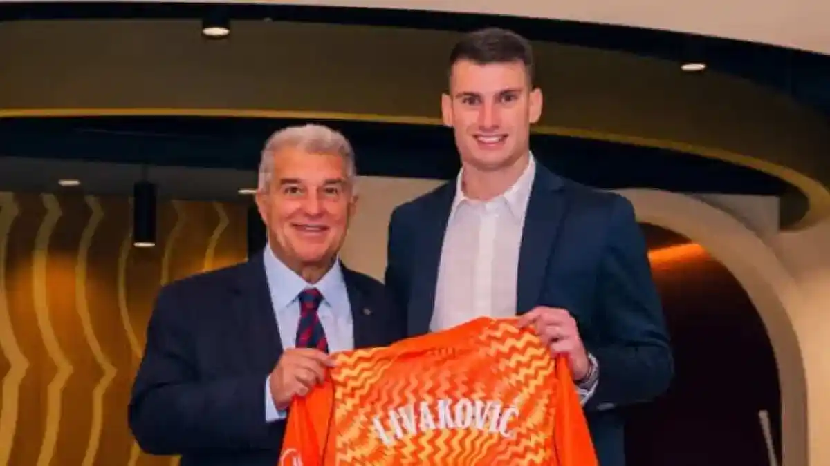 Dominik Livakovic Bergabung dengan Barcelona: Perasaannya dan Harapan ke Depan Dominik Livakovic Bergabung dengan Barcelona: Perasaannya dan Harapan ke Depan