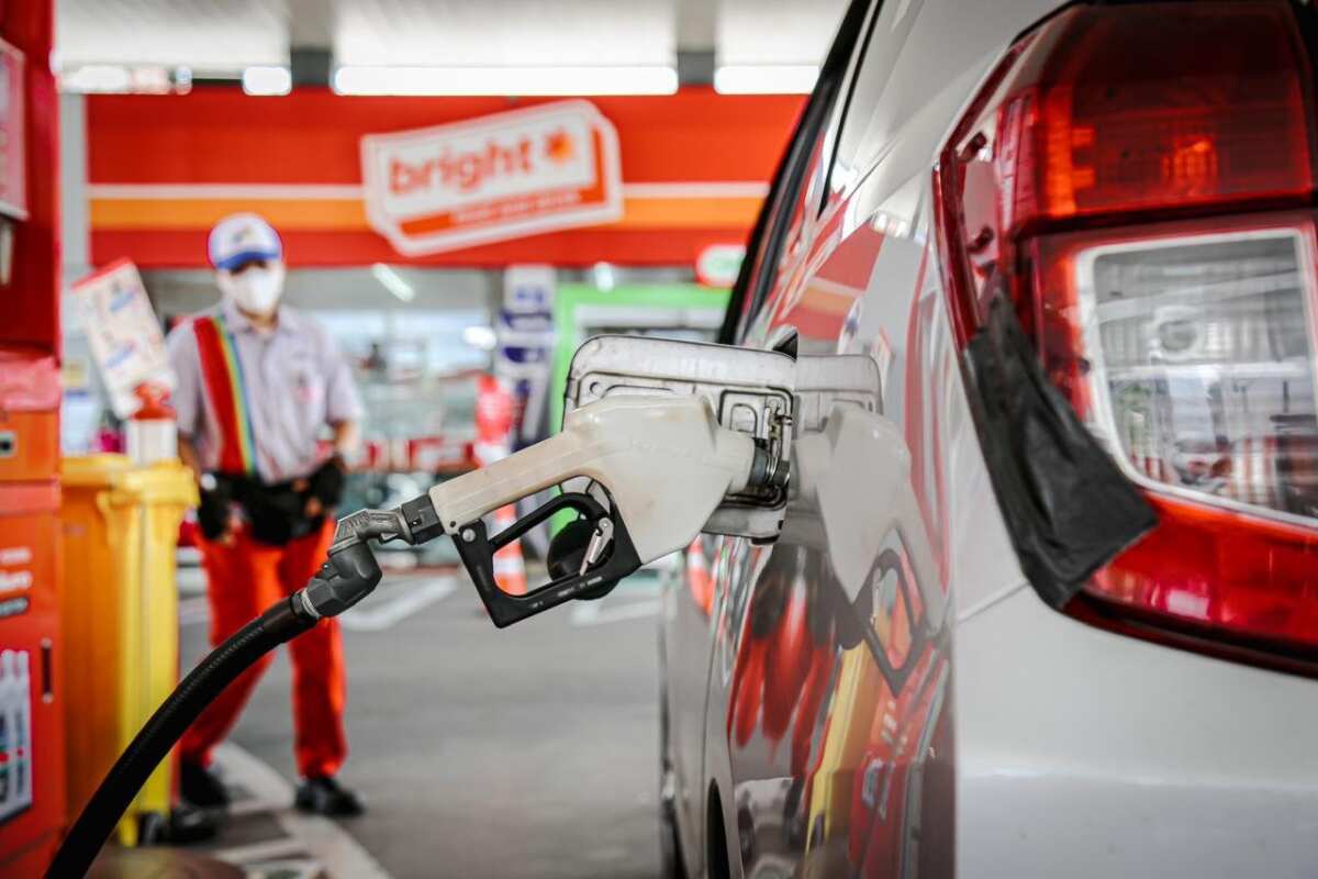 Pertamina Batalkan Rencana Pengecekan STNK untuk Beli BBM Subsidi Pertamina Batalkan Rencana Pengecekan STNK untuk Beli BBM Subsidi