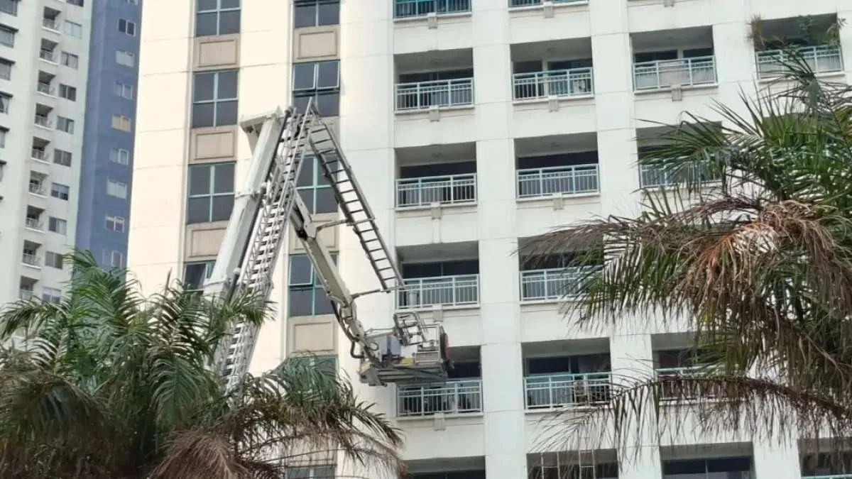 Kebakaran Apartemen Pavilion: Proses Evakuasi yang Masih Berlanjut