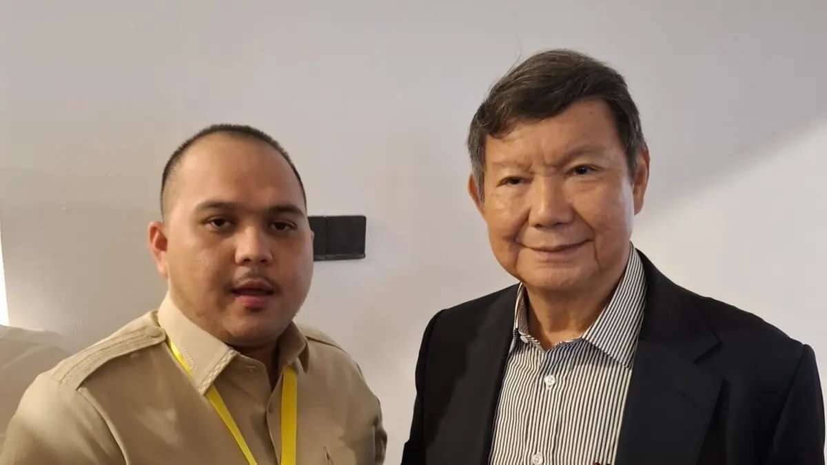 Peran Vital Generasi Muda dalam Menentukan Masa Depan Bangsa Peran Vital Generasi Muda dalam Menentukan Masa Depan Bangsa
