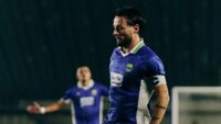 Persib Bandung Menyambut PSM Makassar: Pertandingan Spesial Marc Klok Persib Bandung Menyambut PSM Makassar: Pertandingan Spesial Marc Klok