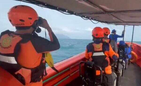 Perluasan Pencarian Jurnalis yang Hilang Kontak di Selat Sunda Perluasan Pencarian Jurnalis yang Hilang Kontak di Selat Sunda