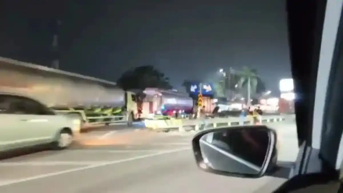 Dampak Penutupan Tambang di Jabar Terhadap Antrean Panjang di SPBU Banten