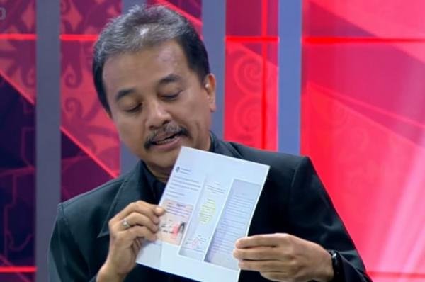 Kejanggalan dalam Skripsi Jokowi yang Diungkap Roy Suryo Kejanggalan dalam Skripsi Jokowi yang Diungkap Roy Suryo