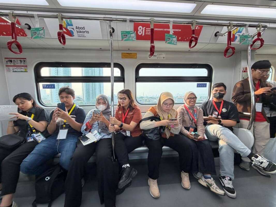 Uji Coba LRT Kelapa Gading-Manggarai Dicanangkan untuk Publik Uji Coba LRT Kelapa Gading-Manggarai Dicanangkan untuk Publik