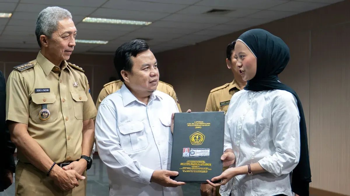 Dukungan Pendidikan untuk Alumni Sekolah di Bogor Dukungan Pendidikan untuk Alumni Sekolah di Bogor