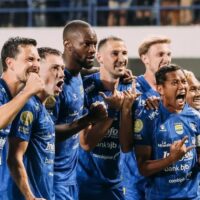 Persib Bandung Pecahkan Sejarah Baru dalam Sepak Bola Asia Persib Bandung Pecahkan Sejarah Baru dalam Sepak Bola Asia