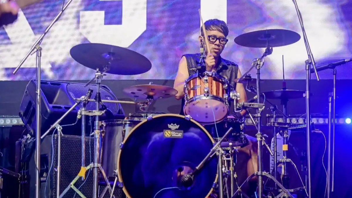 Menghormati Warisan Aries Garasi: Drummer yang Meninggalkan Jejak di Sejarah Musik Menghormati Warisan Aries Garasi: Drummer yang Meninggalkan Jejak di Sejarah Musik