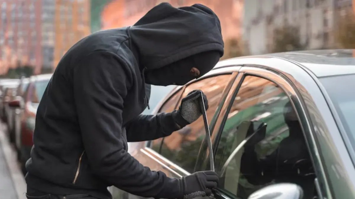 Pencurian Mobil Antik di Depok, Pelaku Ditangkap Polisi Pencurian Mobil Antik di Depok, Pelaku Ditangkap Polisi