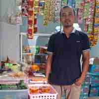 Kenaikan Harga Daging Ayam Memengaruhi Pelaku Usaha di Depok