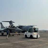 Latihan Bersama TNI AU dan Angkatan Udara Prancis di Jakarta Latihan Bersama TNI AU dan Angkatan Udara Prancis di Jakarta
