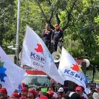 Demonstrasi Buruh di Jakarta: Poin Kritis untuk Pengendara