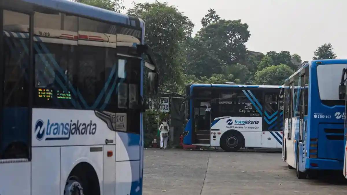 Perubahan Rute Bus Transjakarta untuk Penghuni Rusun Perubahan Rute Bus Transjakarta untuk Penghuni Rusun
