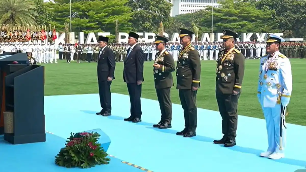 Prabowo Anugerahkan Bintang Mahaputra kepada Tujuh Purnawirawan dan Pejabat TNI Prabowo Anugerahkan Bintang Mahaputra kepada Tujuh Purnawirawan dan Pejabat TNI