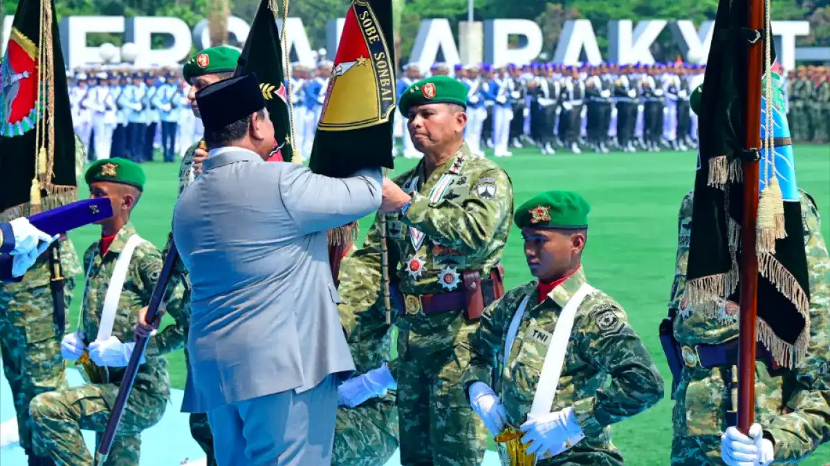 Prabowo Resmikan Enam Kodam dan 30 Brigade Infanteri dalam HUT ke-81 TNI Prabowo Resmikan Enam Kodam dan 30 Brigade Infanteri dalam HUT ke-81 TNI