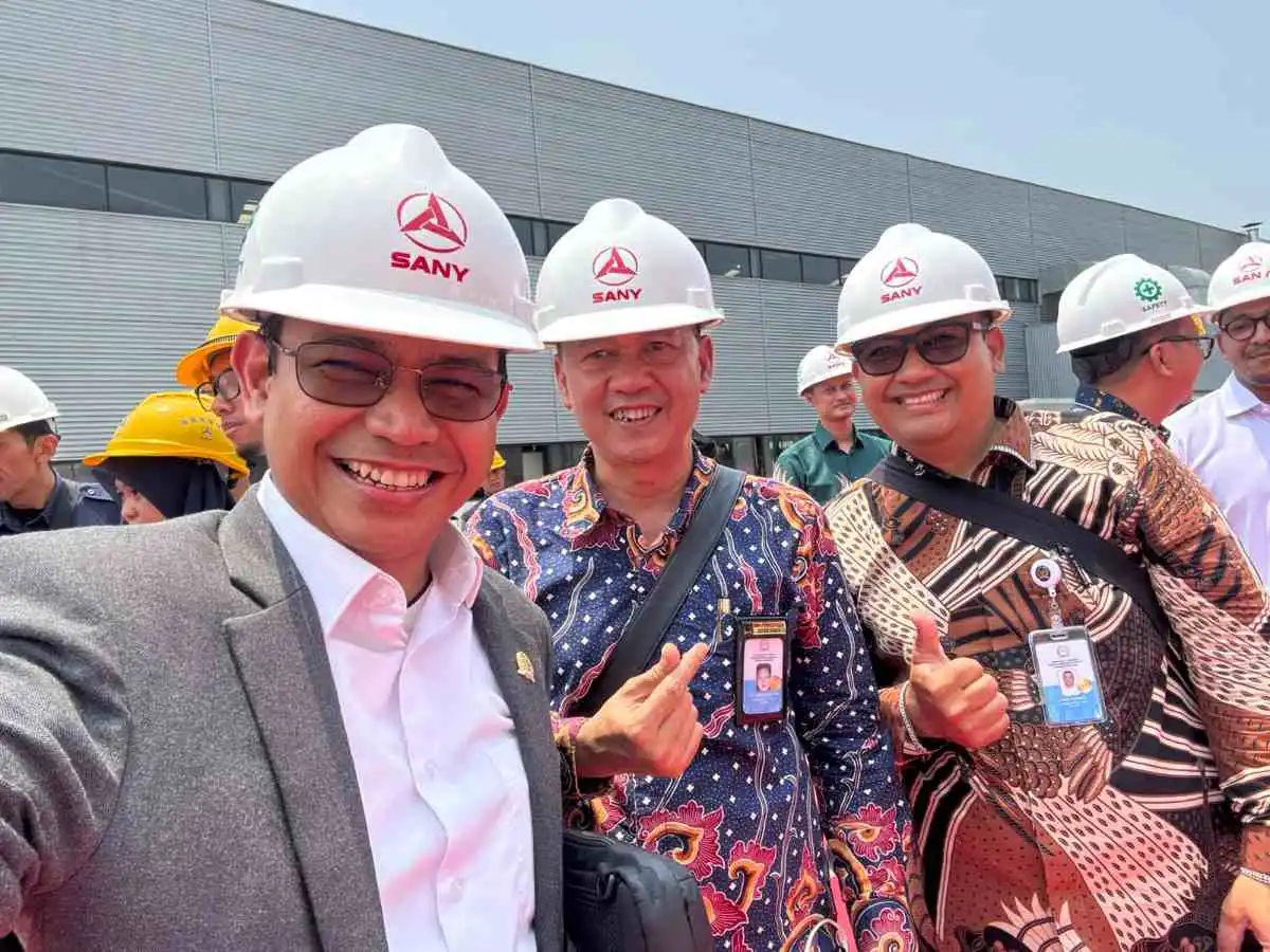Anggota DPR RI Dapil Riau Hendry Munief Kawal RUU Kawasan Industri, Wajibkan Pelibatan UMKM Lokal Anggota DPR RI Dapil Riau Hendry Munief Kawal RUU Kawasan Industri, Wajibkan Pelibatan UMKM Lokal