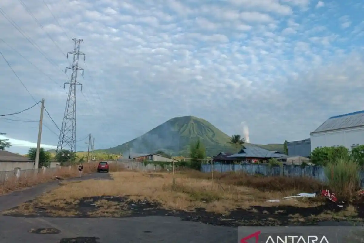 Aktivitas Gunung Lokon Tetap Waspada, Gempa Vulkanik Dangkal Mendominasi Aktivitas Gunung Lokon Tetap Waspada, Gempa Vulkanik Dangkal Mendominasi