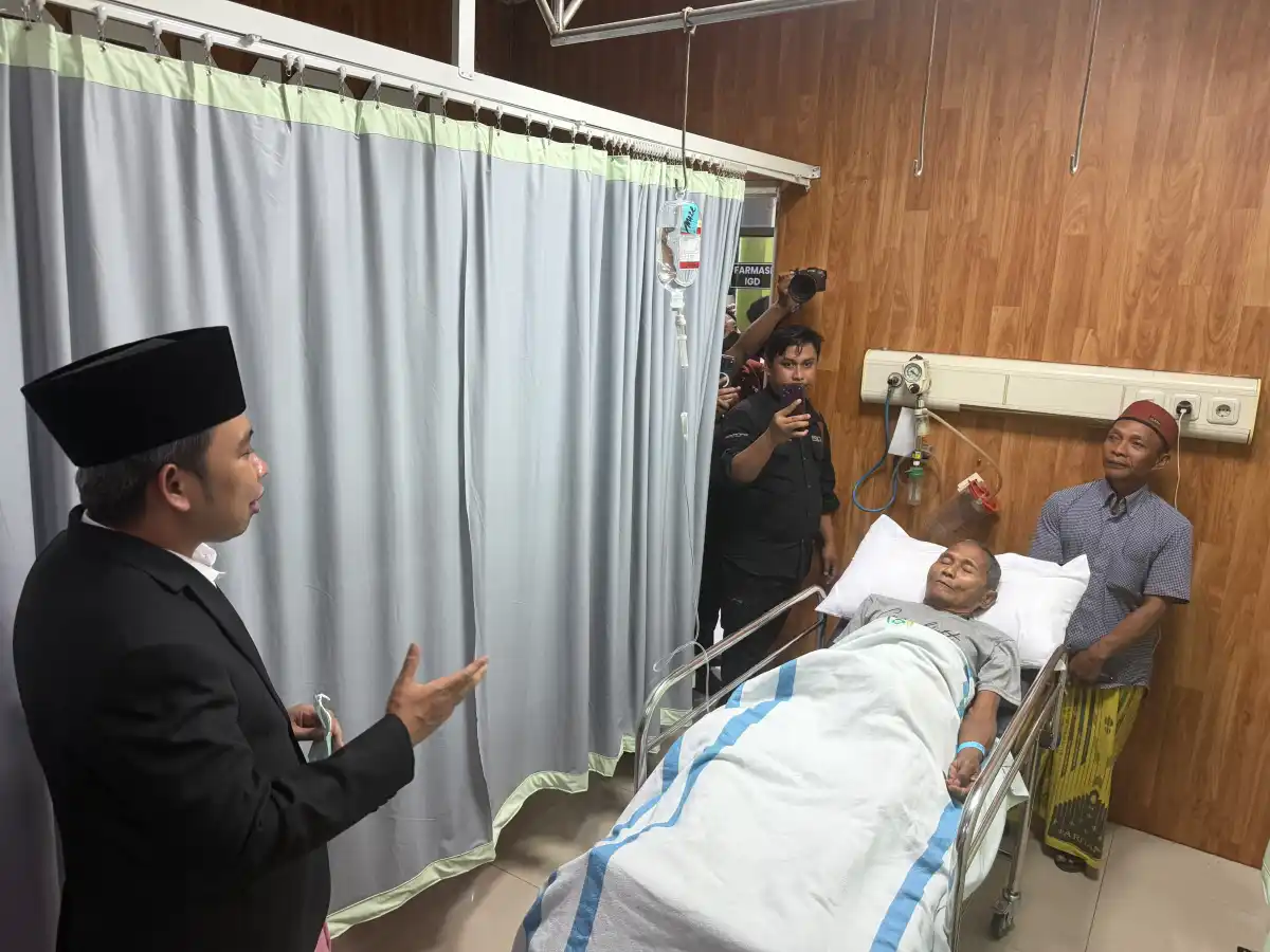 15 Tahun Menanggung Luka Kaki, Lansia 70 Tahun Akhirnya Mendapat Perhatian Gus Fawait – Kabarpas