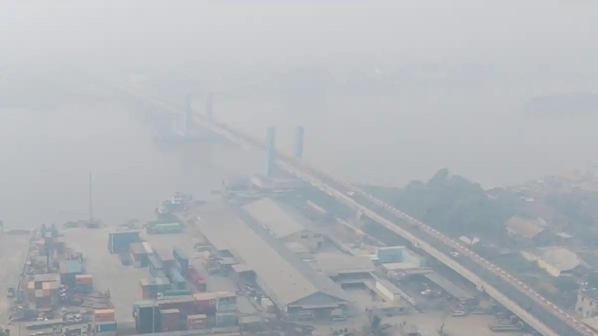 Kualitas Udara Palembang Memburuk akibat Kabut Asap Karhutla Kualitas Udara Palembang Memburuk akibat Kabut Asap Karhutla