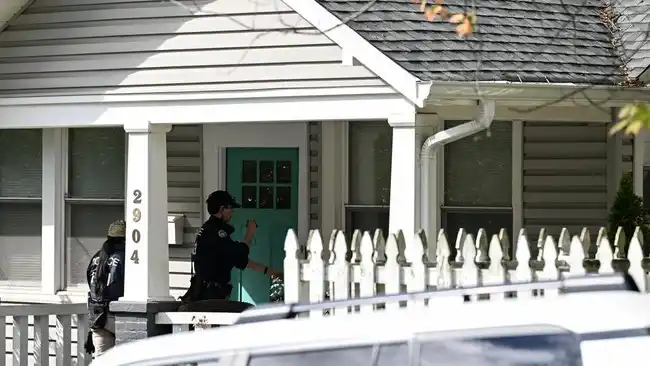 Penggeledahan Rumah Ilhan Omar dan Ketegangan Politik Trump Memasuki Babak Baru Penggeledahan Rumah Ilhan Omar dan Ketegangan Politik Trump Memasuki Babak Baru