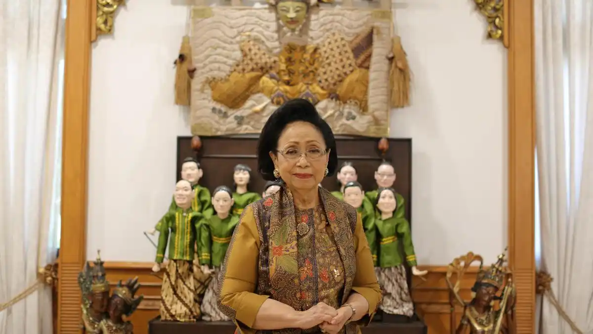Martha Tilaar: Jejak Pendiri Sariayu dalam Kosmetik, Budaya, dan Pemberdayaan Martha Tilaar: Jejak Pendiri Sariayu dalam Kosmetik, Budaya, dan Pemberdayaan