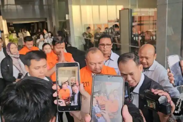 Lima Tersangka OTT BNPB Ditahan KPK, Identitas Belum Diungkap