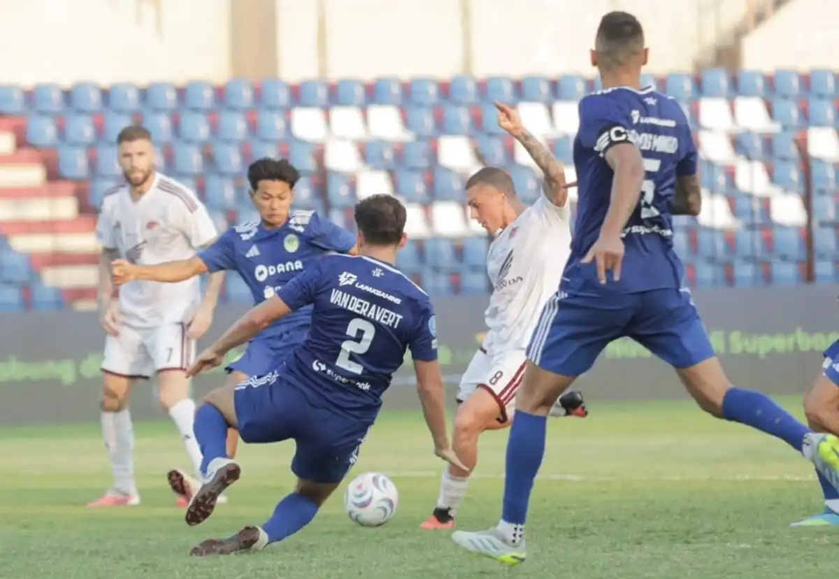 PSM Makassar Raih Kemenangan Perdana meski Bermain dengan Sepuluh Pemain