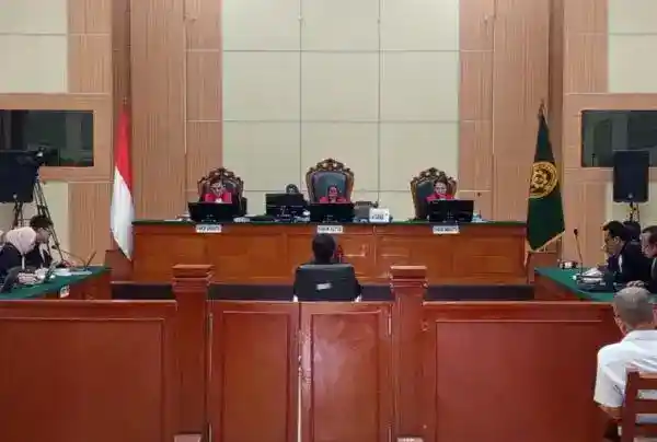 Eksepsi Roy Suryo Ditolak, Pemeriksaan Perkara Dugaan Pencemaran Nama Baik Berlanjut Eksepsi Roy Suryo Ditolak, Pemeriksaan Perkara Dugaan Pencemaran Nama Baik Berlanjut