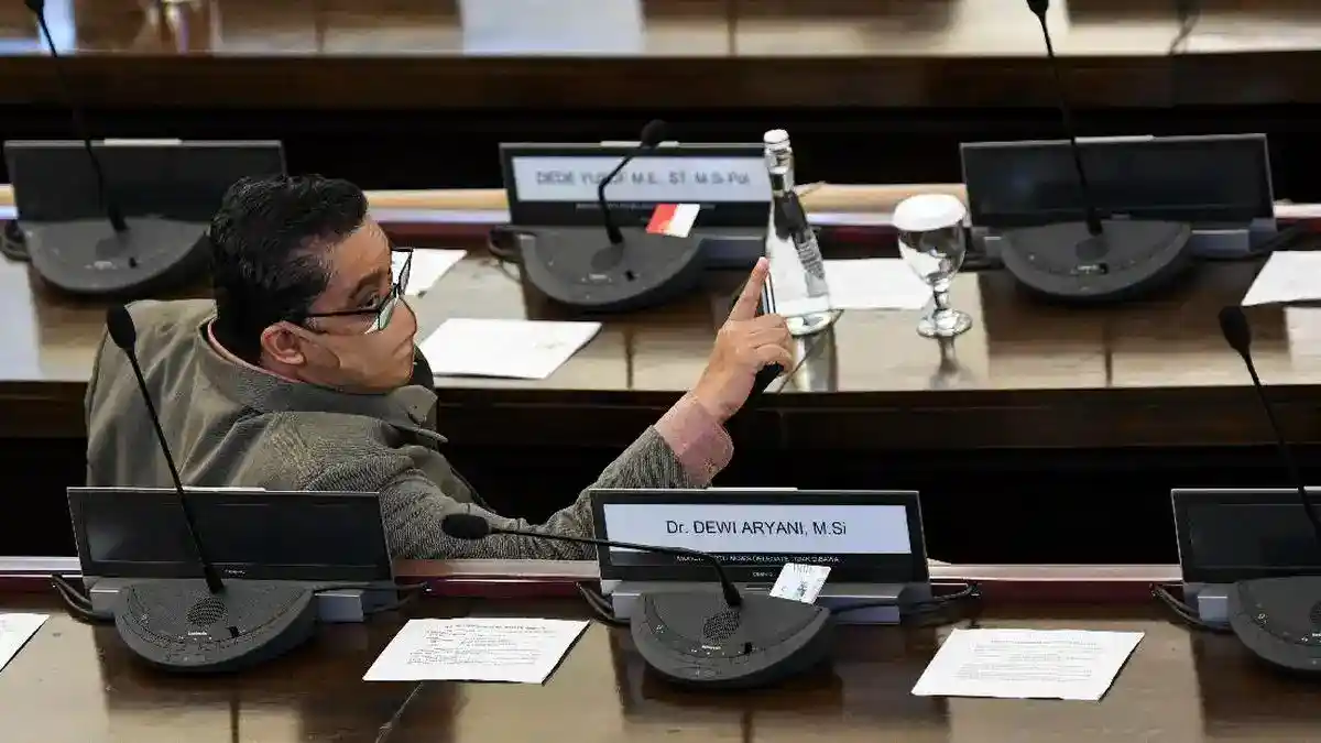 Rapat RUU Pemilu di Masa Reses: Agenda Komisi II dan Polemik Pasal 18
