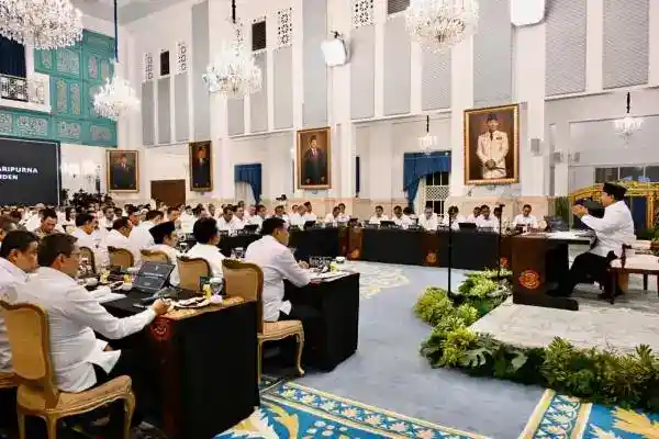 Sidang Kabinet Dua Tahun Pemerintahan Prabowo Dijadwalkan Berlangsung Sore di Istana Sidang Kabinet Dua Tahun Pemerintahan Prabowo Dijadwalkan Berlangsung Sore di Istana
