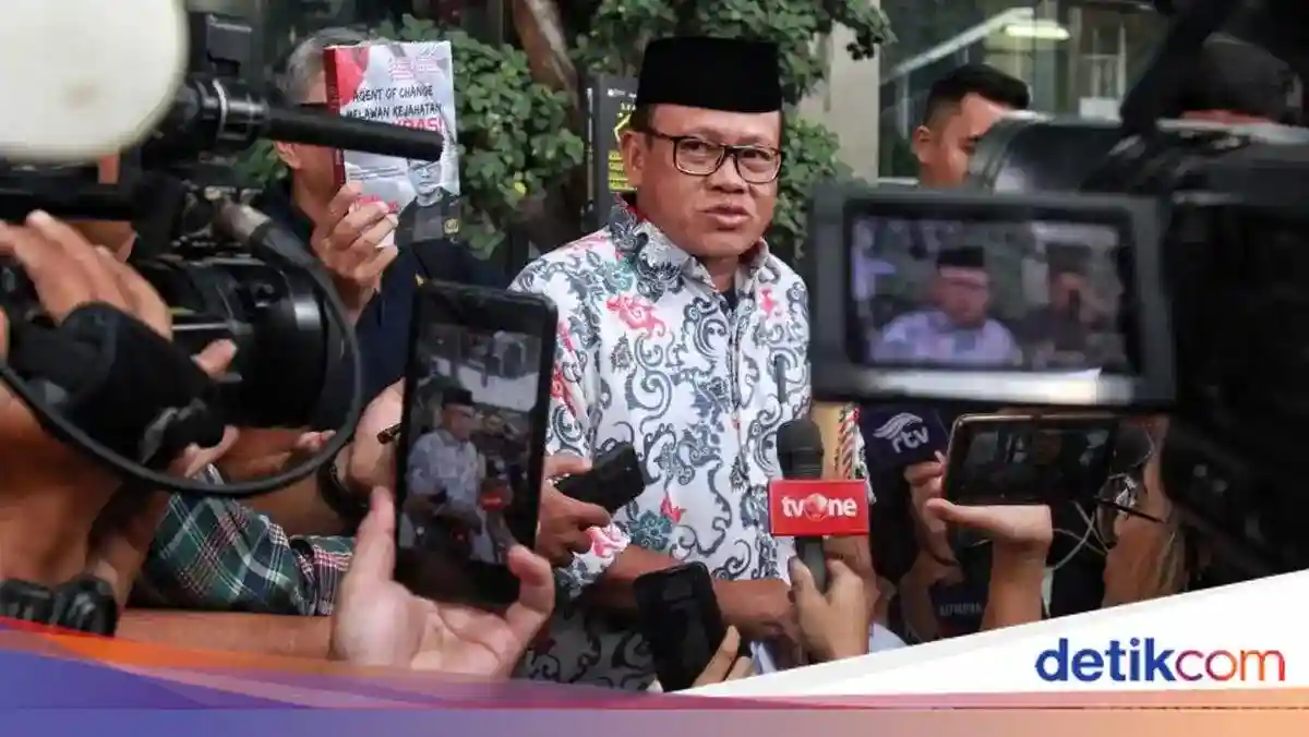 IPW Dorong Larangan Vape di Instansi Pemerintahan untuk Menekan Peredaran Narkotika Cair IPW Dorong Larangan Vape di Instansi Pemerintahan untuk Menekan Peredaran Narkotika Cair