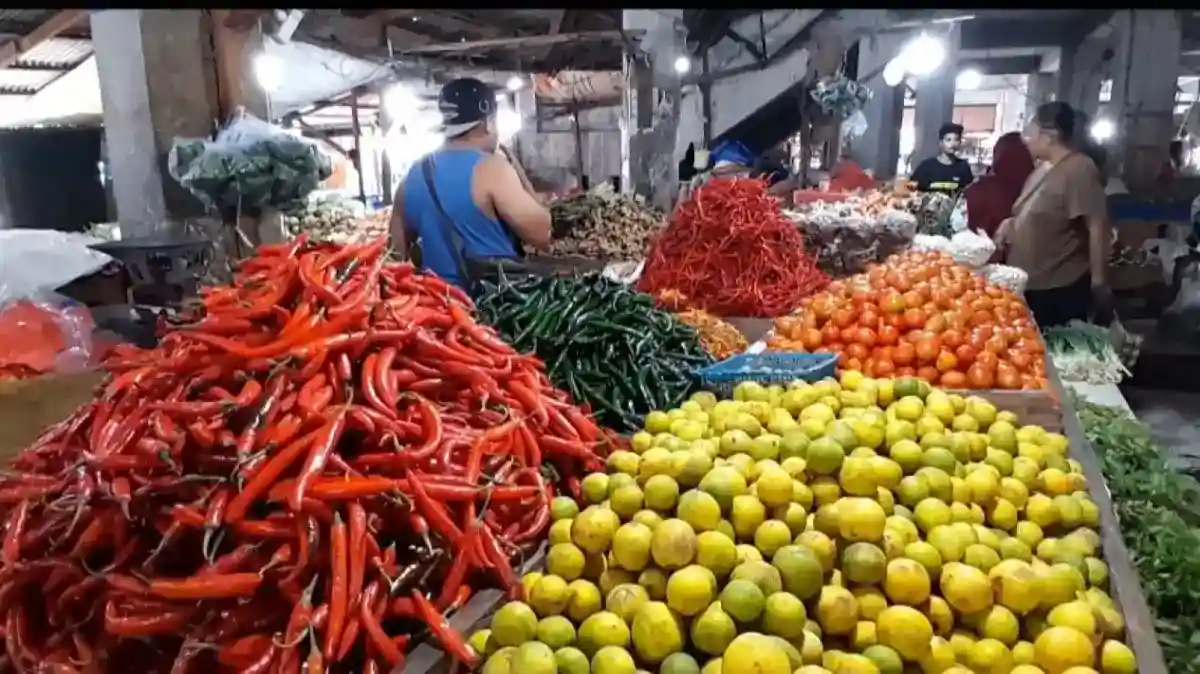 Harga Pangan Nasional 27 Oktober: Cabai Rawit Merah Rp111.600 per Kilogram Harga Pangan Nasional 27 Oktober: Cabai Rawit Merah Rp111.600 per Kilogram