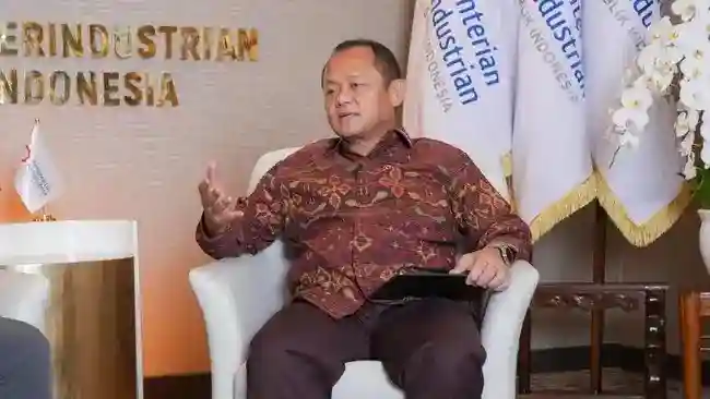 Menperin Akan Menimbang Usulan Insentif Ganjil-Genap untuk Mobil Listrik Menperin Akan Menimbang Usulan Insentif Ganjil-Genap untuk Mobil Listrik