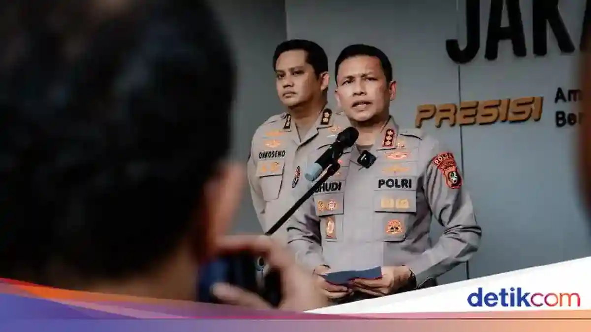 Teh Kemasan Berbusa di Aksi 28 Oktober: Polisi Telusuri Asal Pembagiannya