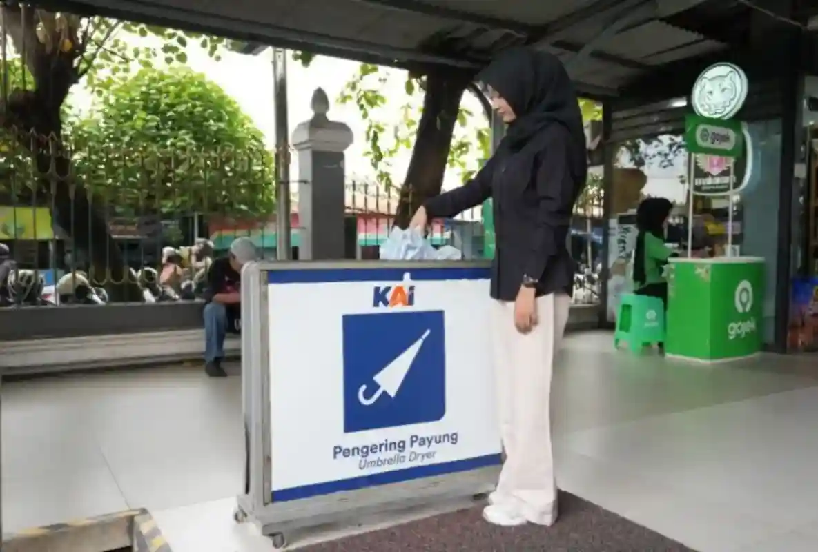 Mesin Pengering Payung Hadir di Sejumlah Stasiun Daop 6 Yogyakarta