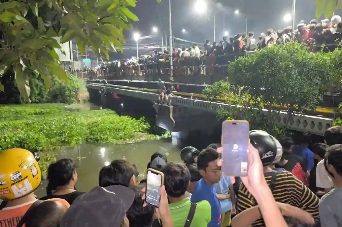 Dugaan Pembacokan di Jembatan Nginden, Korban Dibawa ke Rumah Sakit